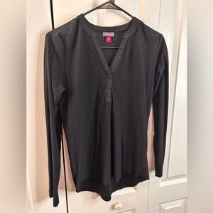 Vince Camuto Women’s Black V-Neck High Low Long Sleeve 
 Top Blouse Size XS